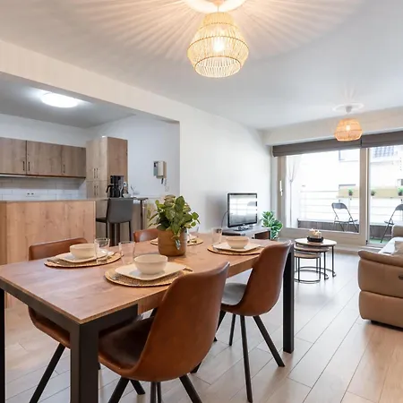 Apartamento Chateau Novella With Balcony By Interhome