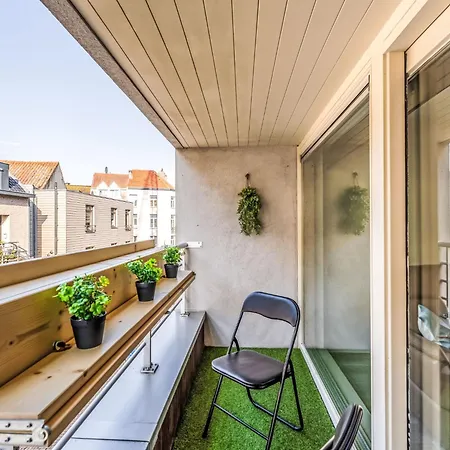 Apartamento Chateau Novella With Balcony By Interhome *