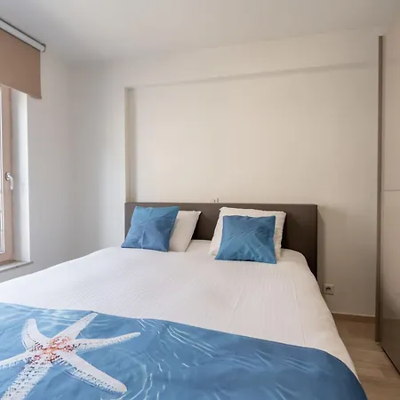 Apartamento Chateau Novella With Balcony By Interhome